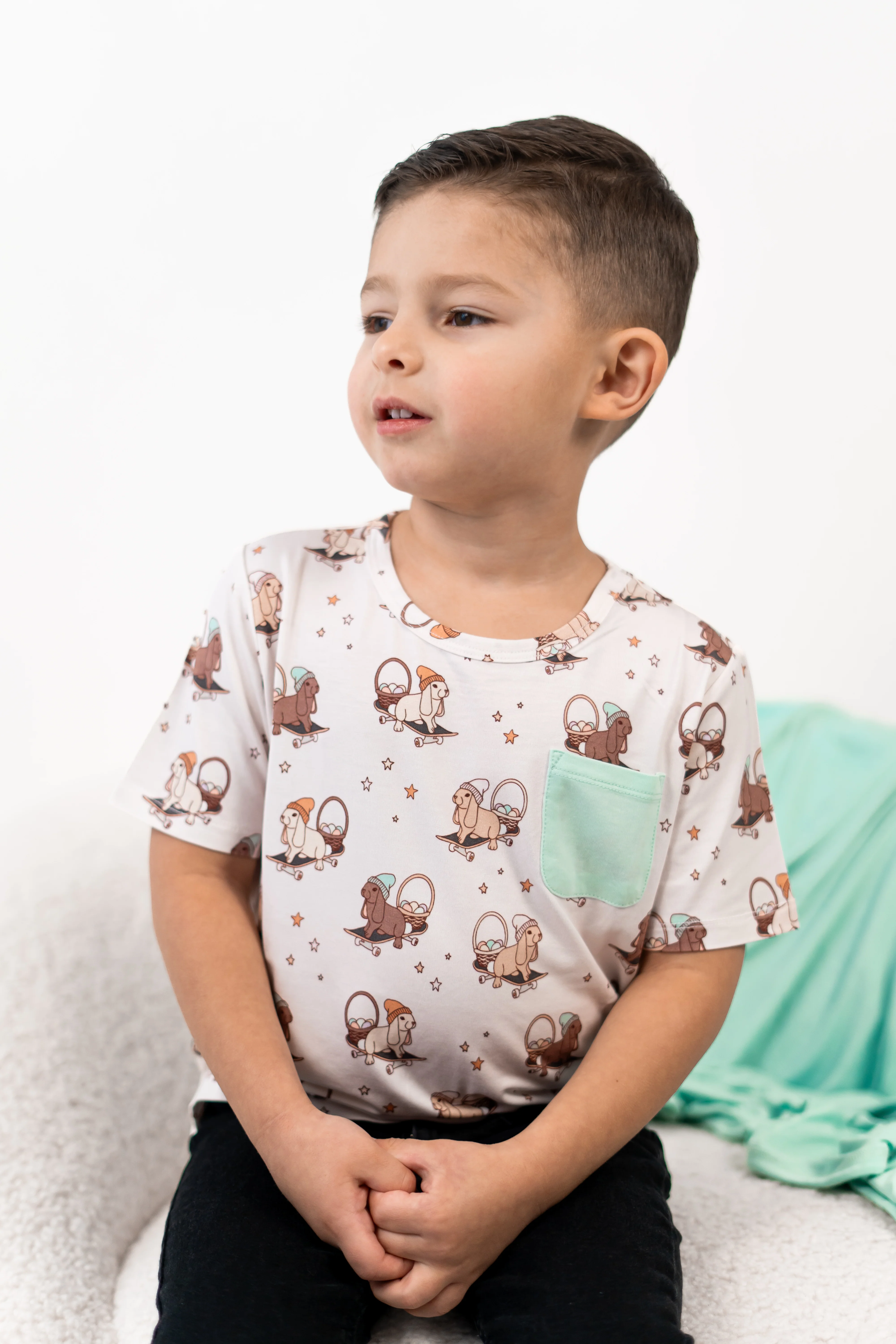 SKATING EGG HUNT DREAM POCKET TEE - Image 3
