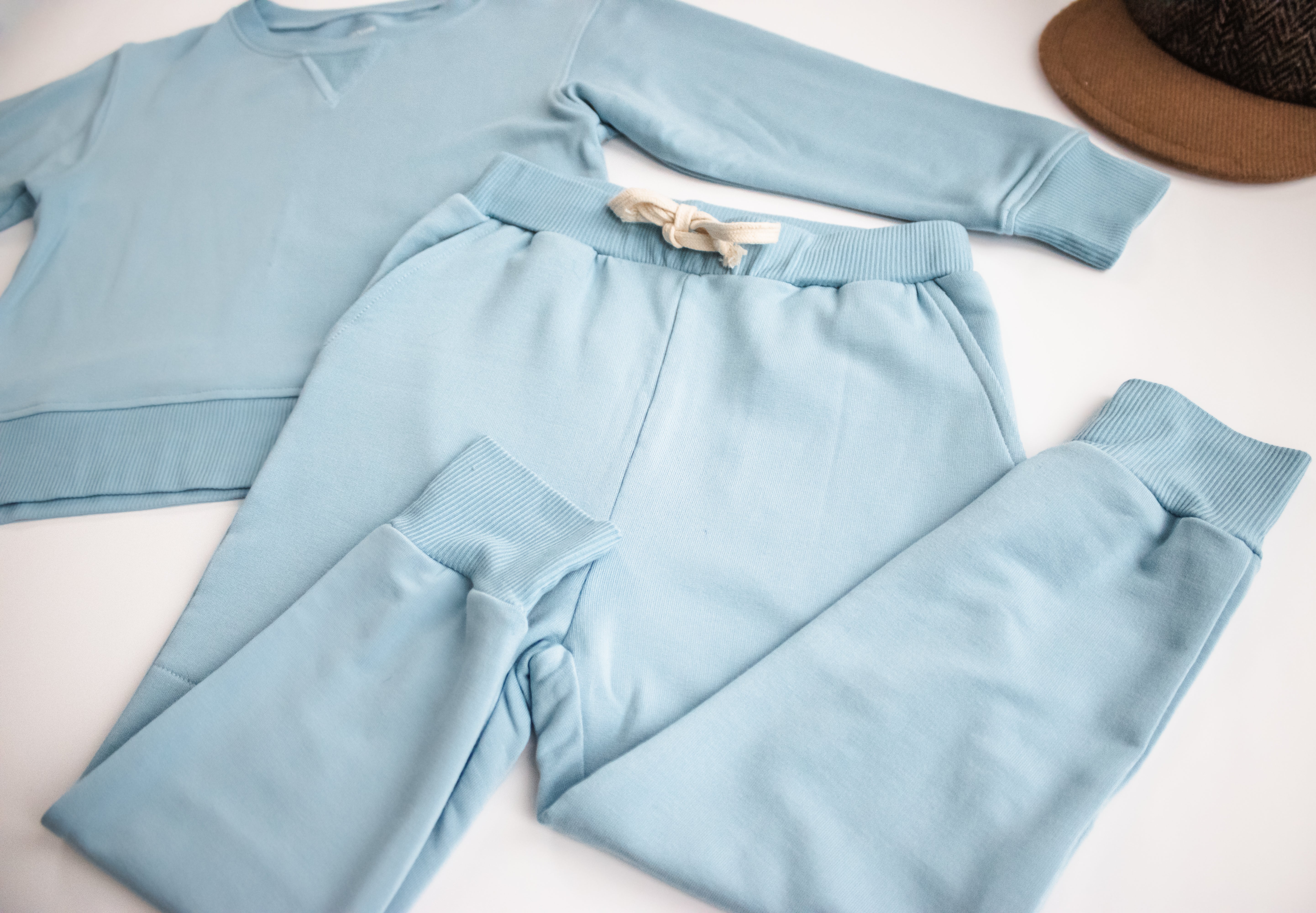 SKY BLUE DREAM JOGGER - Image 9