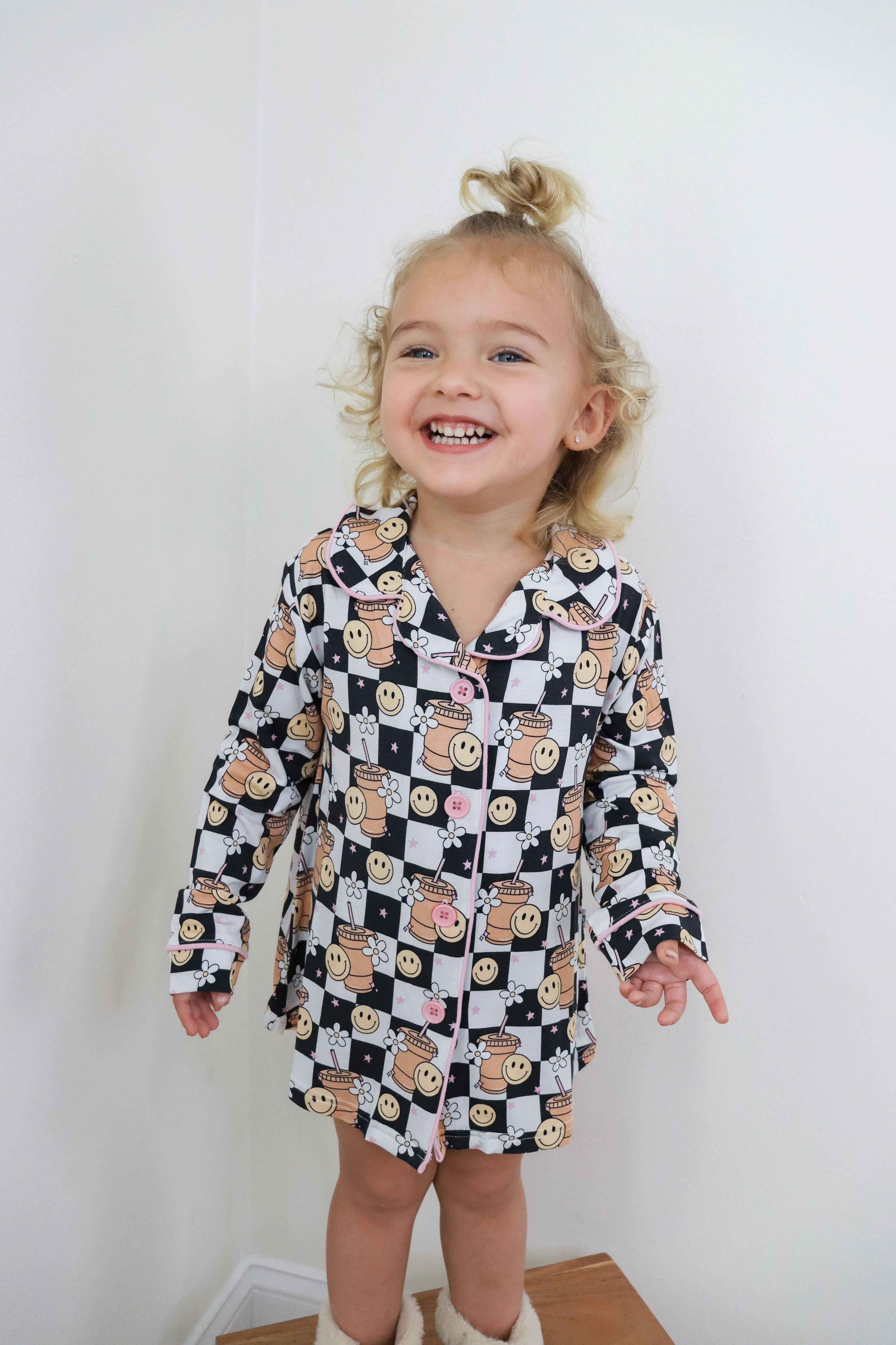 SMILEY CUP OF CHECKERS GIRL'S DREAM GOWN - Image 2