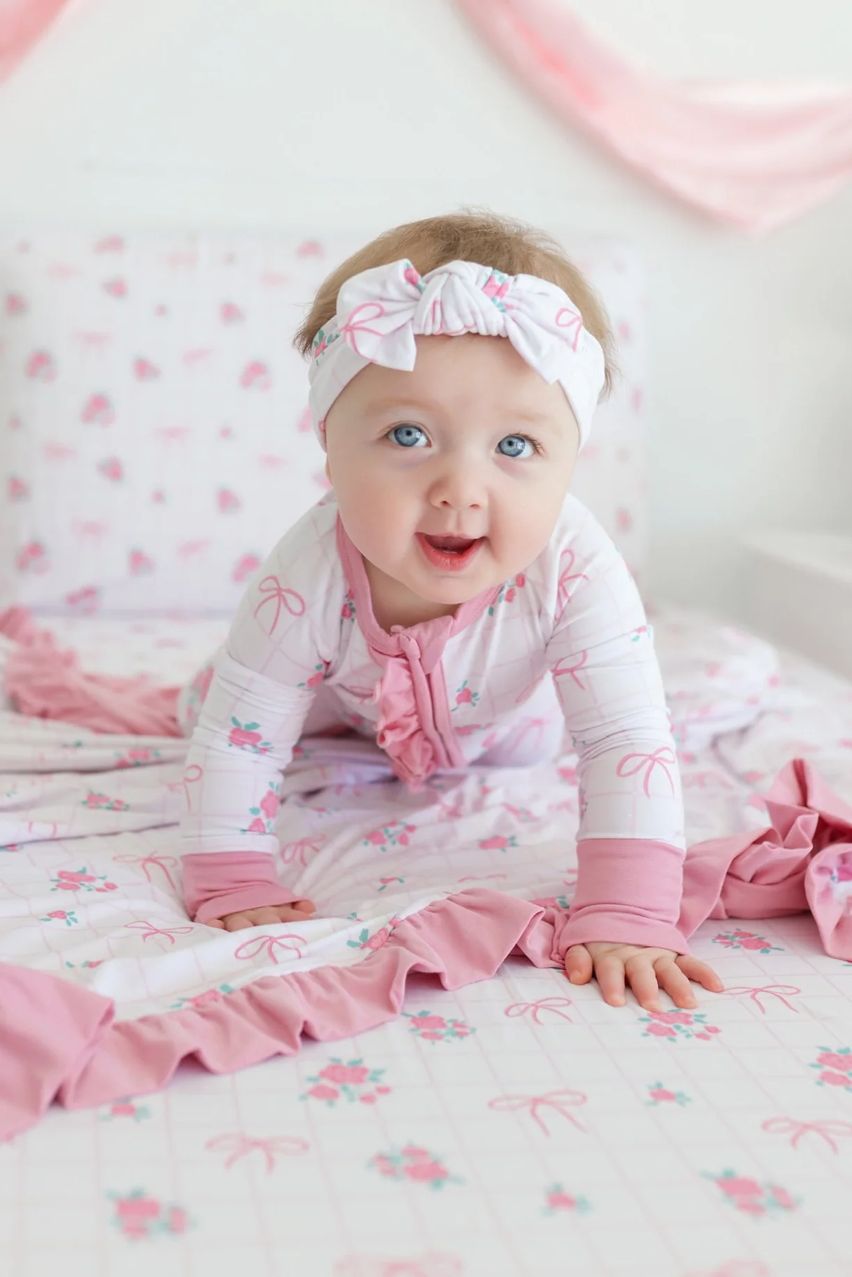 TIED WITH ROSES DREAM BOW
