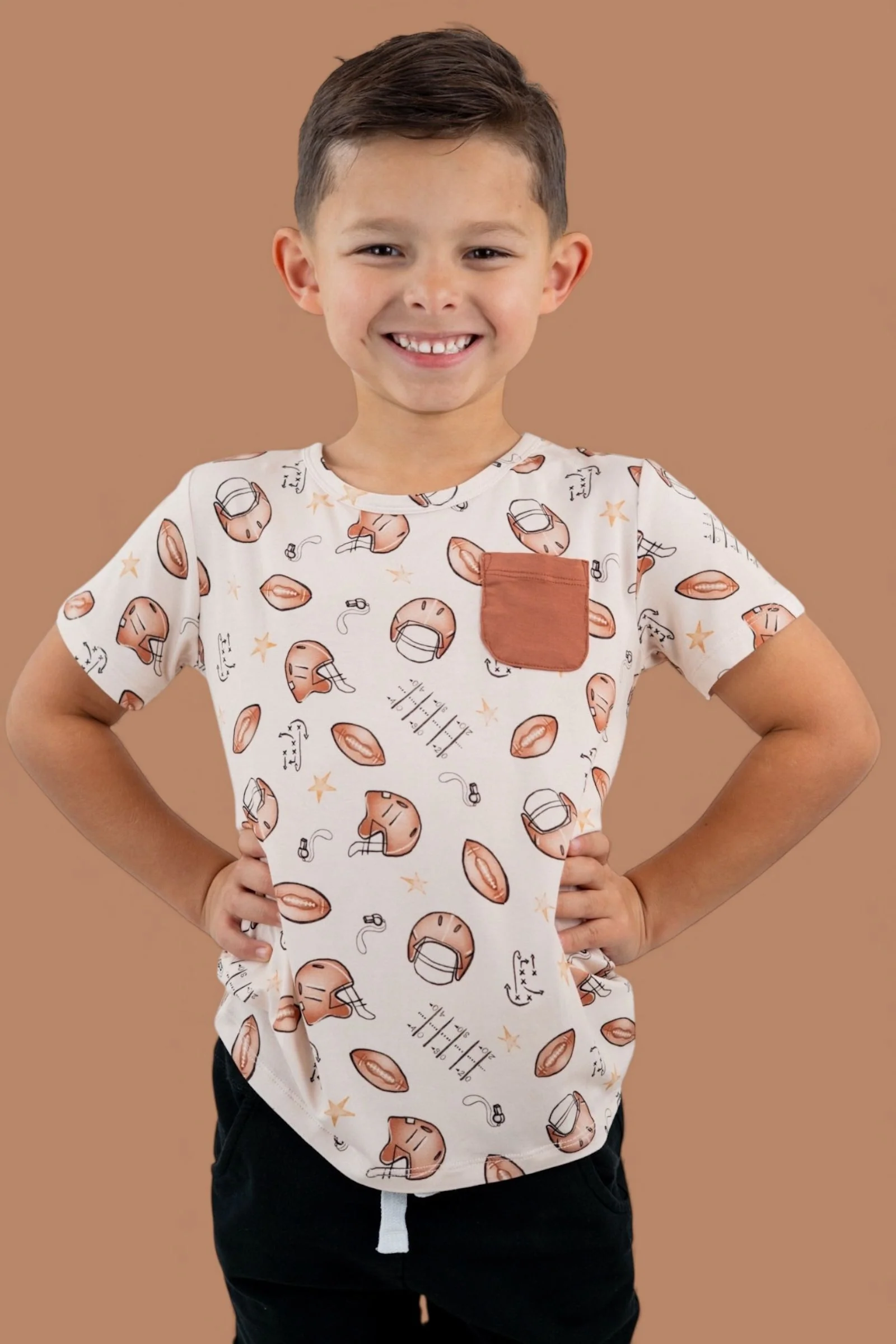 TINY TOUCHDOWN DREAM POCKET TEE - Image 4